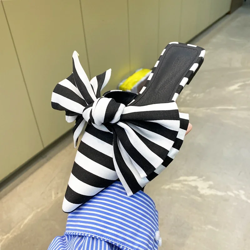 Satin Bow Tie - 여성 샌들 오버사이즈 보타이 뮬 슈즈