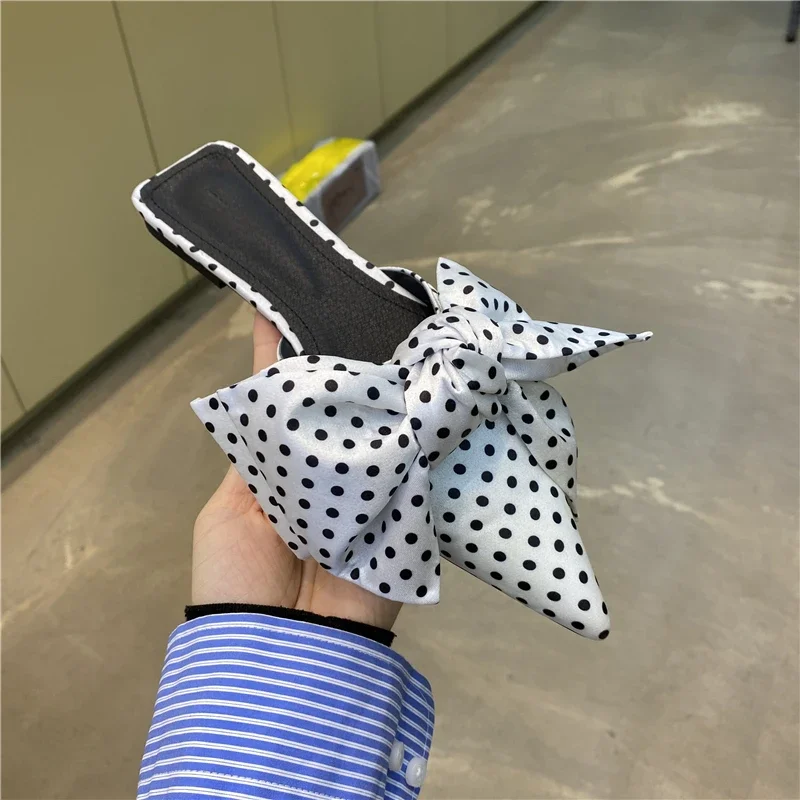 여성 샌들 오버사이즈 보타이 뮬 슈즈 포인티드 토 스트 - Satin Bow Tie 리뷰 및 가격